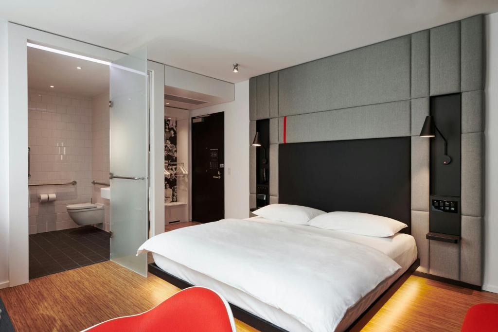 Hotel photo 30