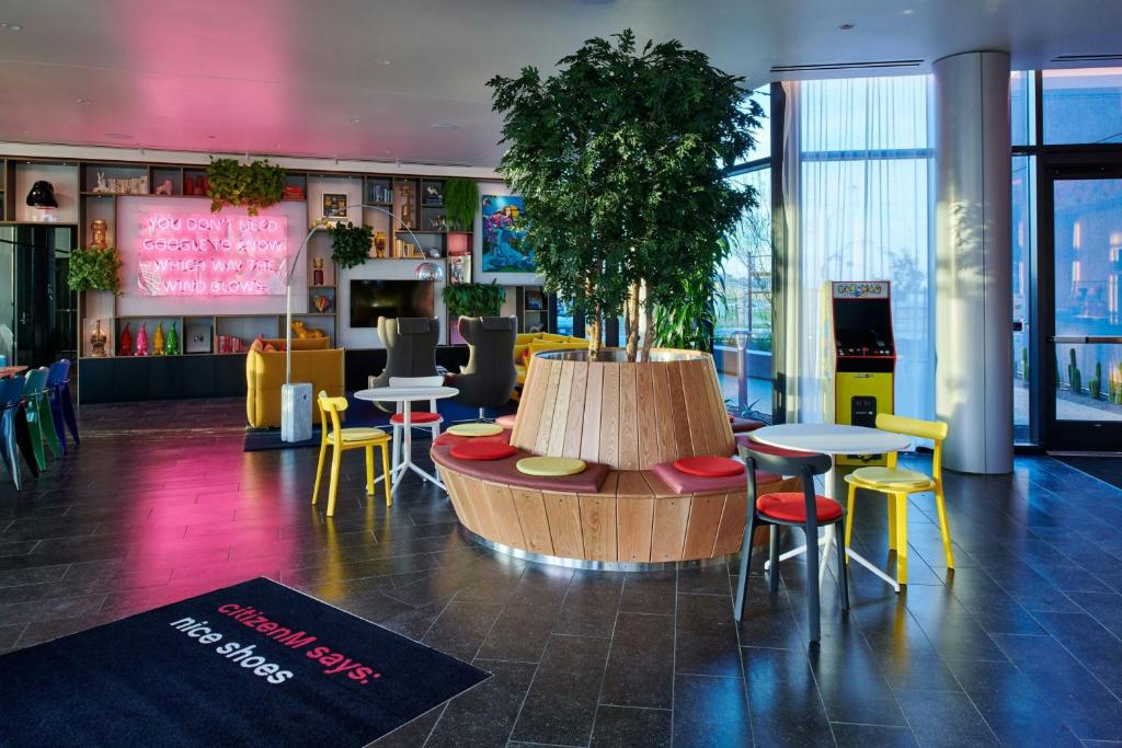 citizenM Menlo Park photo