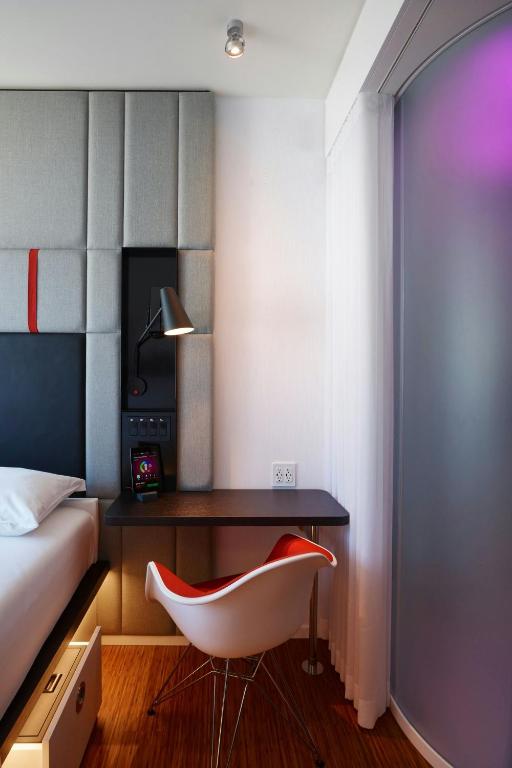 citizenM San Francisco Union Square photo