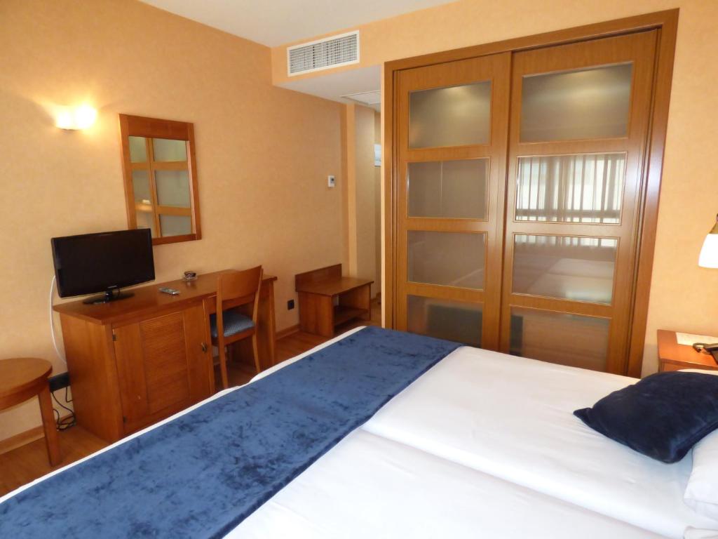Eco Via Lusitana - Twin Room With Parking