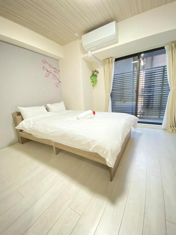 R SQUARE Nipponbashi Room No 203