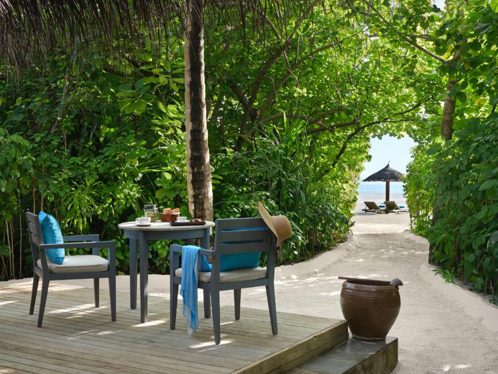 Anantara Dhigu Maldives Resort - 2