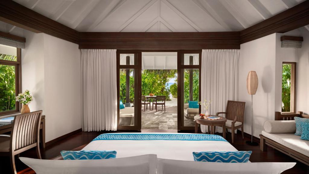 Anantara Dhigu Maldives Resort - 10