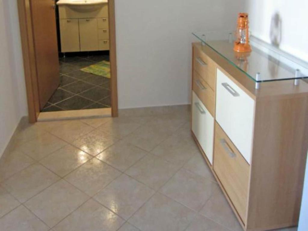One-Bedroom Apartment With Terrace And Sea View A1