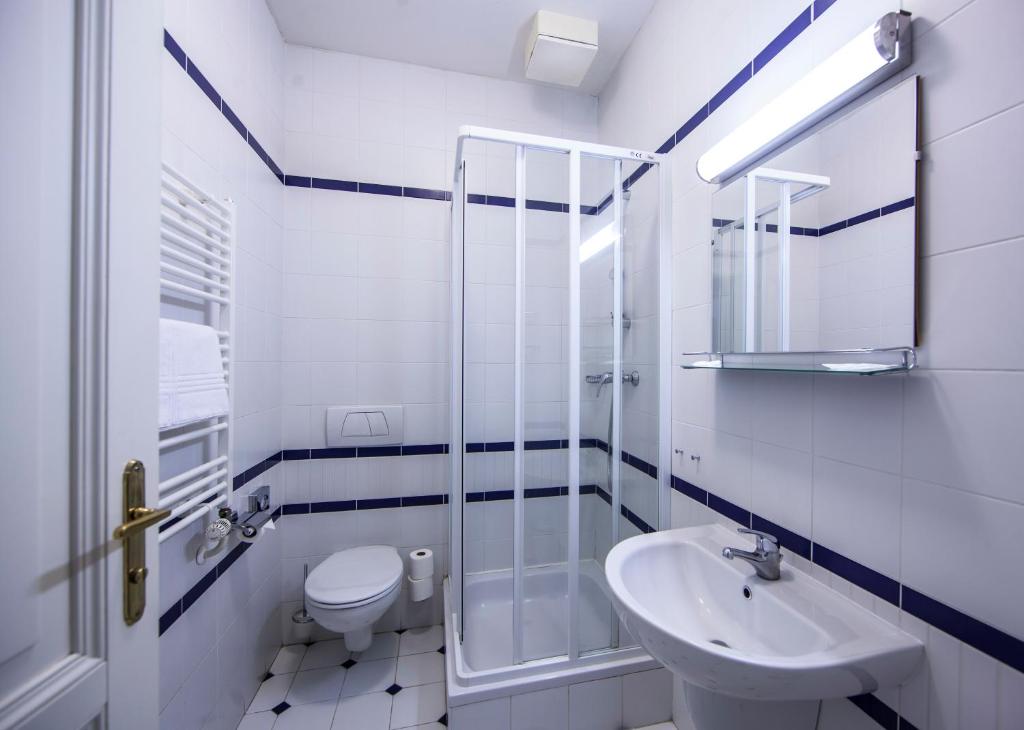 Sibelius Apartments Prague - Art Nouveau Residence 1902 - 8