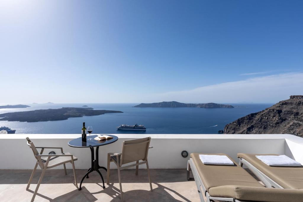 Cliff Side Suites - 14