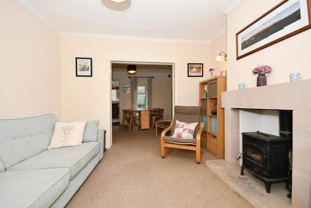 Χώρος καθιστικού στο Rock View Cottage