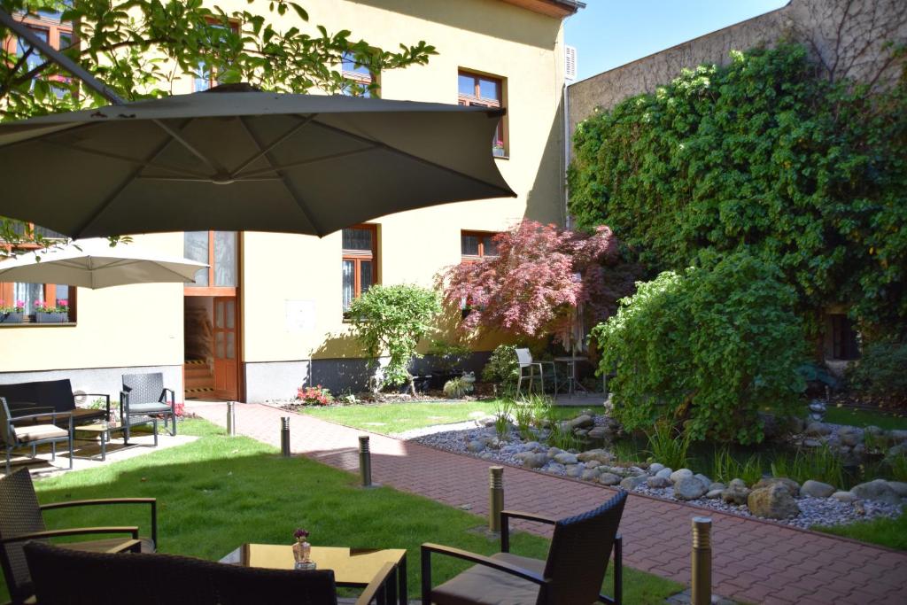 Zahrada ubytování Penzión Hradbová Old Town Residence & SPA