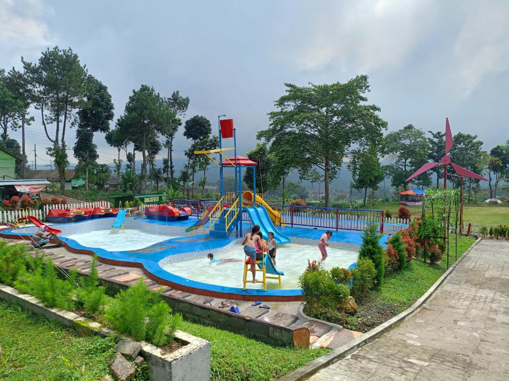 Πισίνα στο ή κοντά στο Bantir Sky View