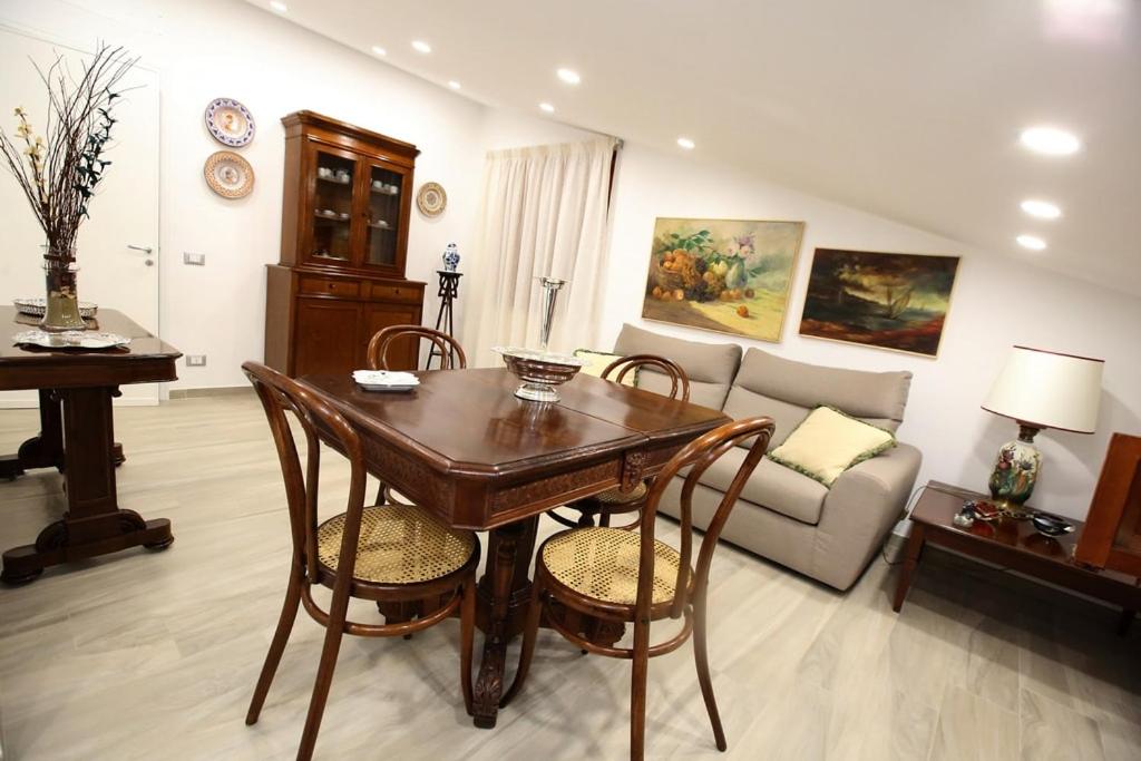 Χώρος καθιστικού στο Exclusive Villa with Pool Near Monreale