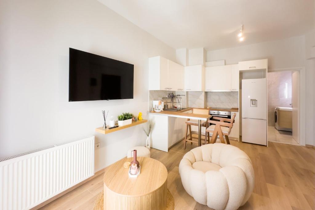 City Wanderer Modern Loft