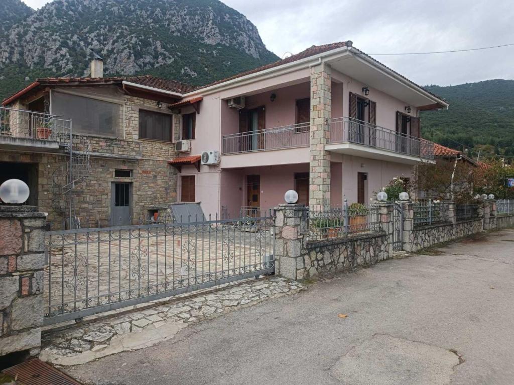 Nespecifikovaný výhled na hory nebo výhled na hory při pohledu z apartmánu