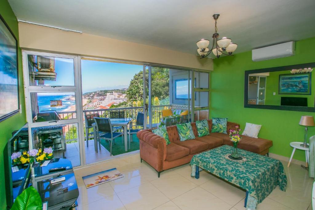 O zonă de relaxare la Aqua Soul- Pool- Braai- Aircon- 7th Heaven