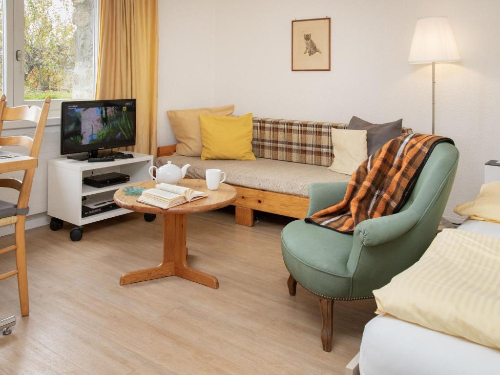 Μια τηλεόραση ή/και κέντρο ψυχαγωγίας στο Studio Helene Studio Christel by Interhome