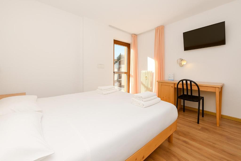 Hotel Bleis - Habitación Triple Superior