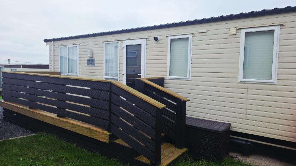 Το κτήριο όπου στεγάζεται  το διαμέρισμα