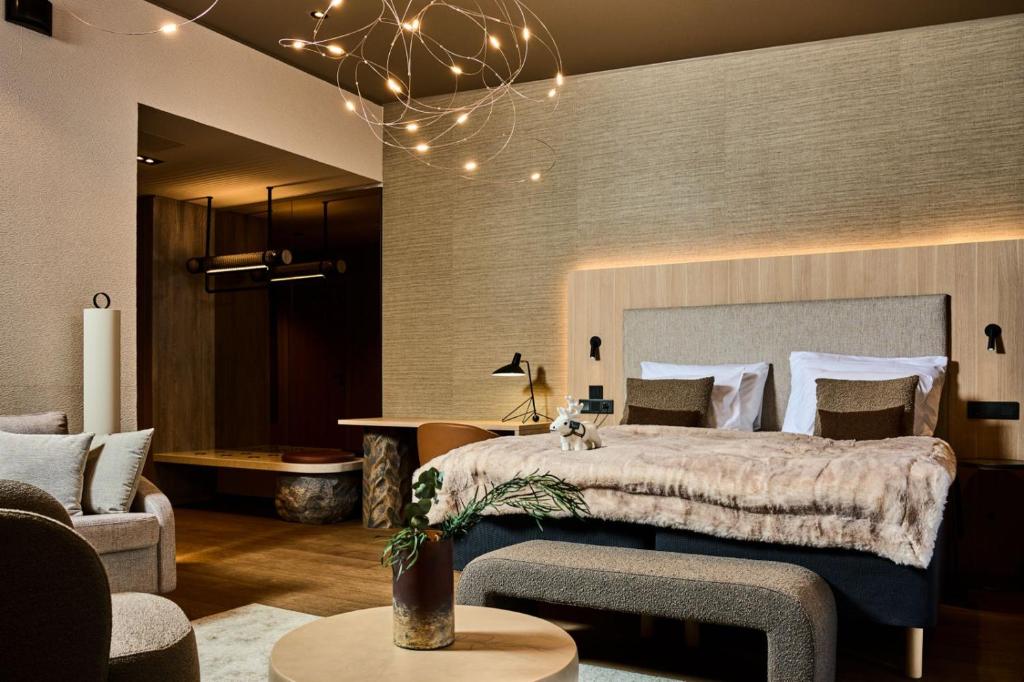 Balder Luxury Lodge & Glass Igloos - Suite