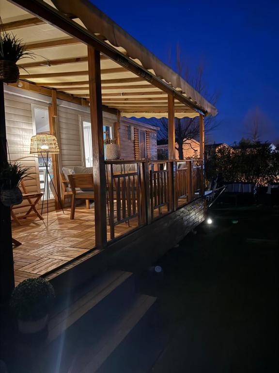 Балкон или терраса в La Maison du Bonheur