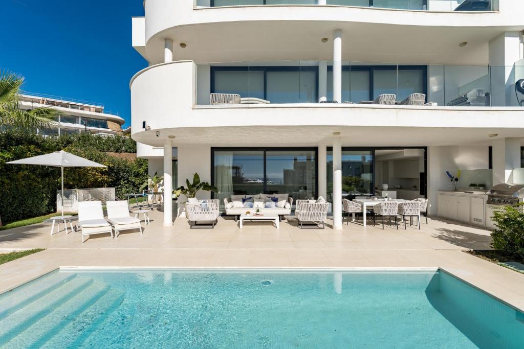 MalagaSuite Higueron West Luxury & Private Pool