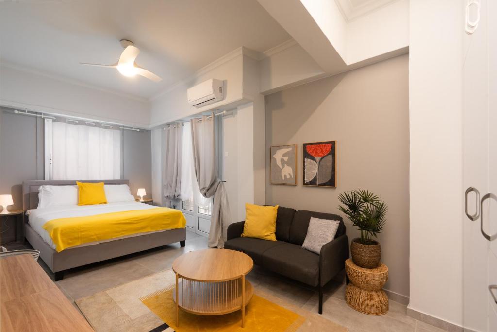 Elegant 2BR Apt Near Acropolis & Metro