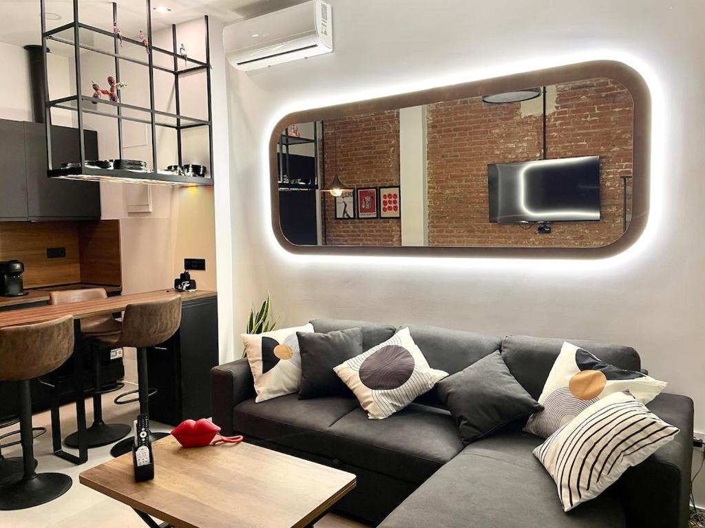 Madrid Rio 8 People 3 Bedrooms 3 Bathrooms 2 Patios Parking