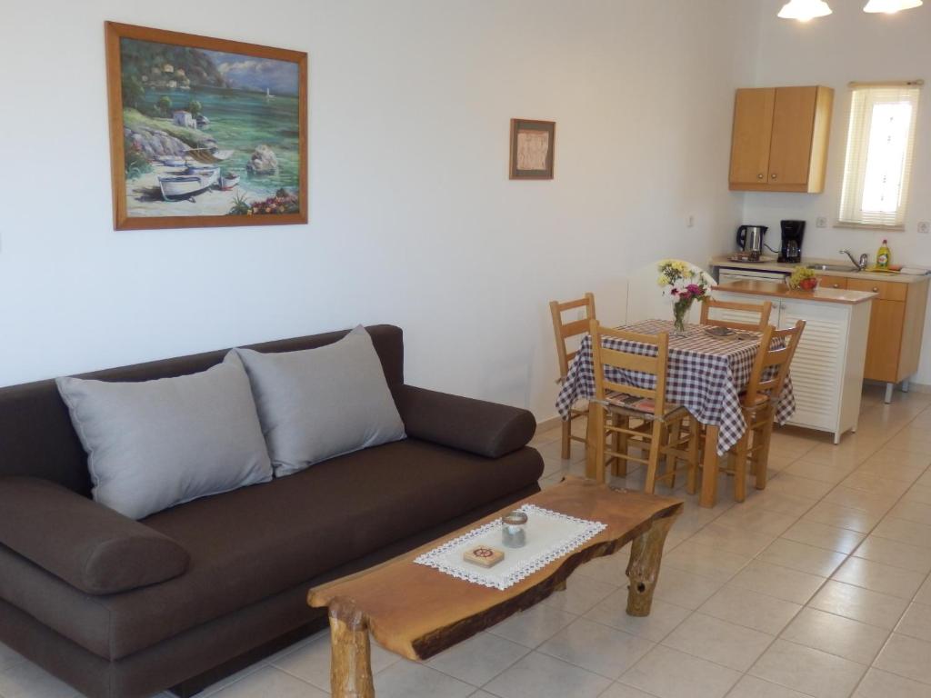 Kuchyň nebo kuchyňský kout v ubytování Maro Suites