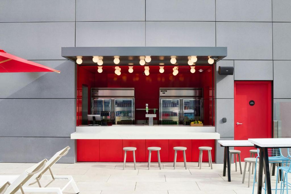 citizenM Austin Downtown photo