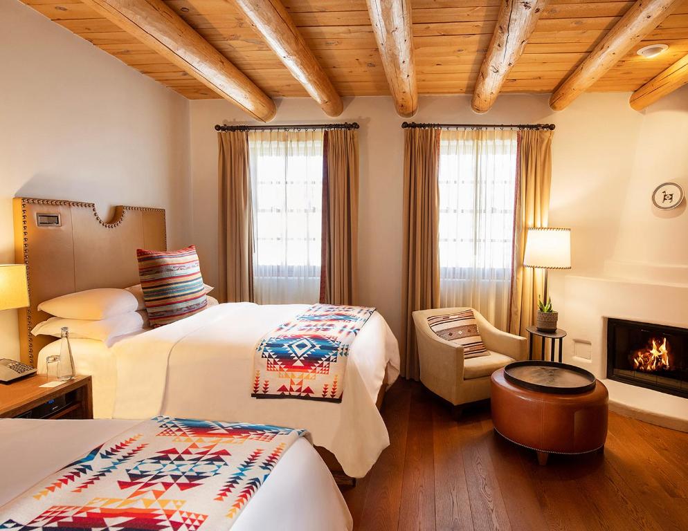 Rosewood Inn of the Anasazi - 