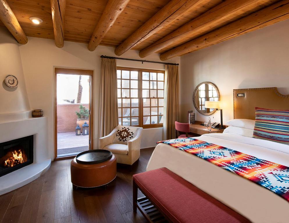 Rosewood Inn of the Anasazi - 