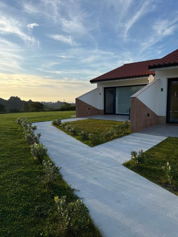 Το κτήριο όπου στεγάζεται  το διαμέρισμα