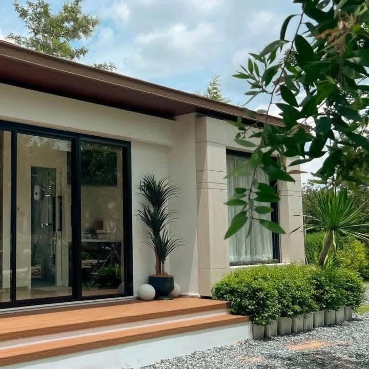 Κήπος έξω από το Desa Permai