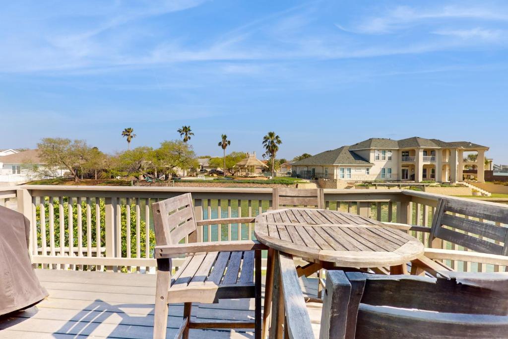 En balkon eller terrasse på Puente Vista 138