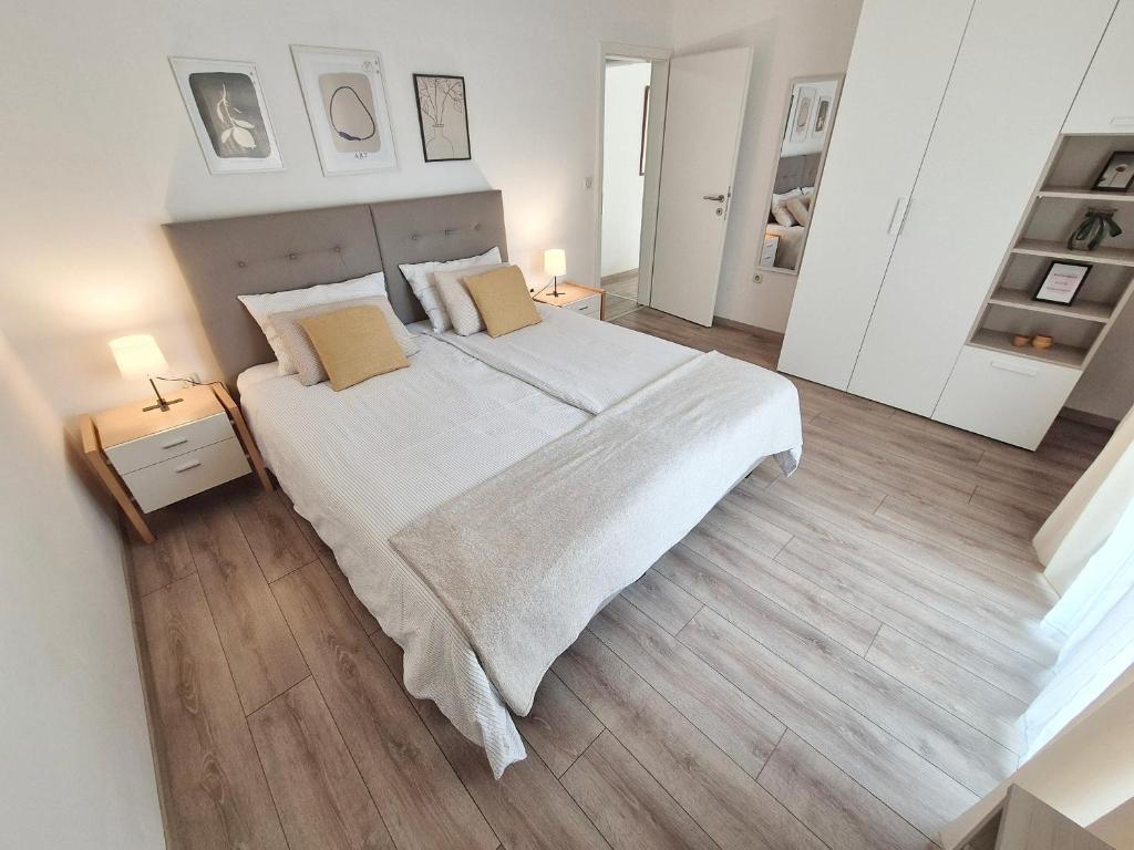 Apartments TENA with Private Parking - 12