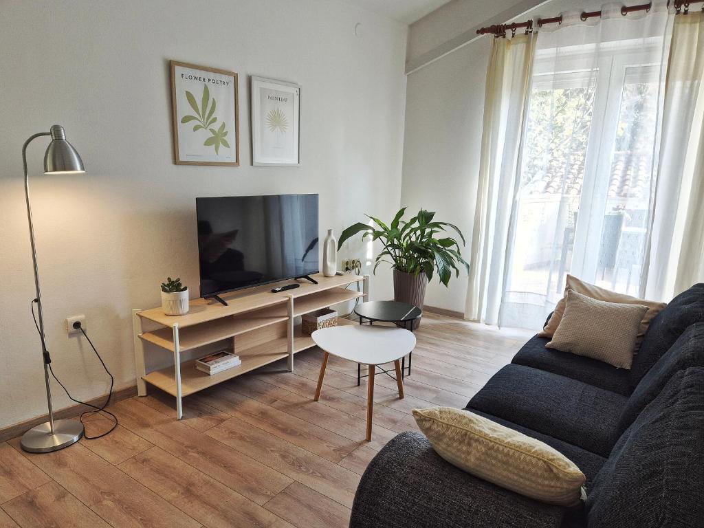 Apartments TENA with Private Parking - 2