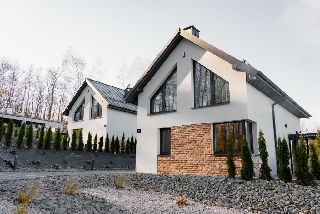 Φωτογραφία από το άλμπουμ του Zamkowy Zakątek - Luksusowe domki z jacuzzi σε Skorka