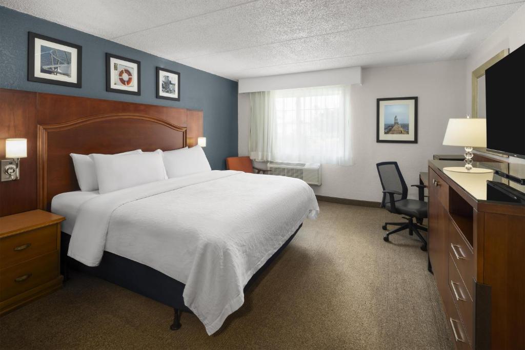 Harbor Town, BW Signature Collection by Best Western - Housity