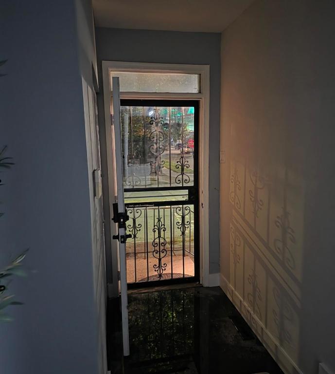 Billede fra billedgalleriet på Gozy Downtown House Walk to Stadiums i Baltimore