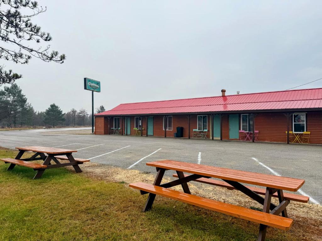 Φωτογραφία από το άλμπουμ του Peninsula Point Lodge σε Rapid River