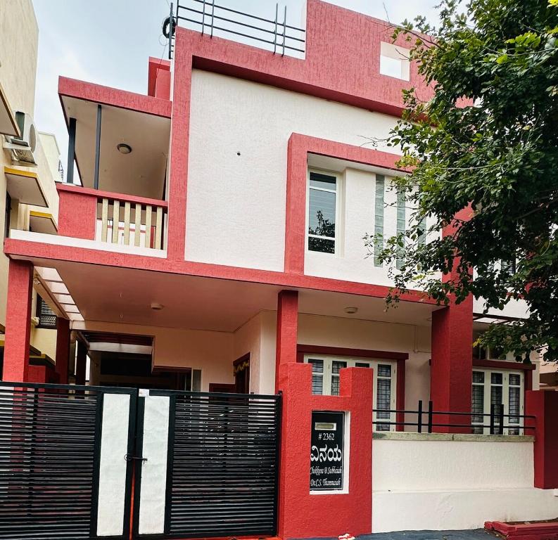 Budova, kde se vila nachází