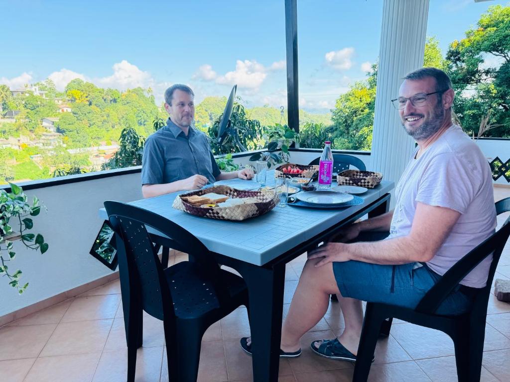 Jídlo v penzionu nebo okolí