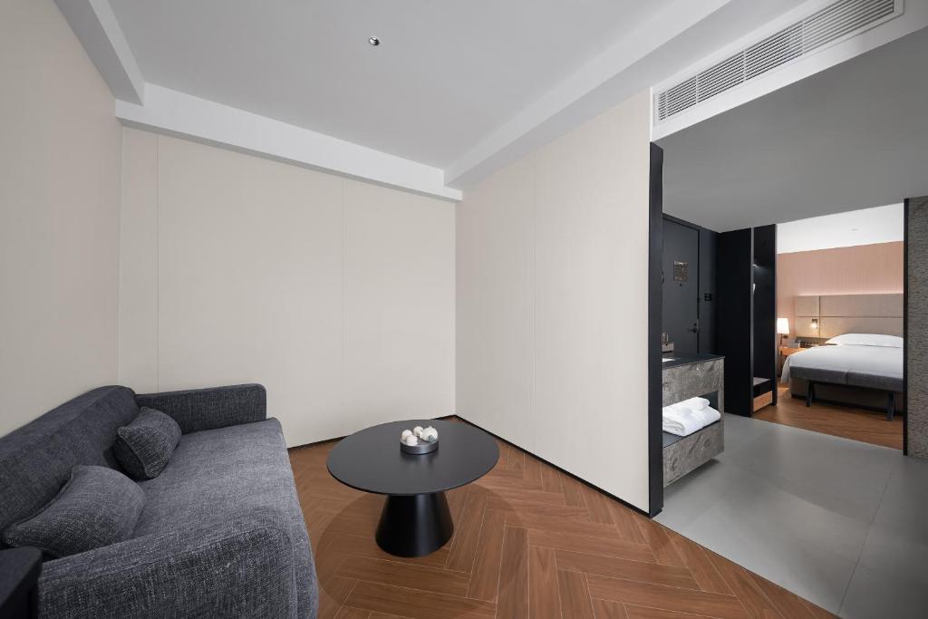 Nanyang King's Gate Hotel - Suite