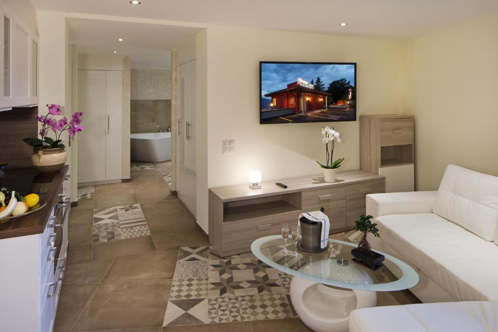 Boutique Hotel Albergo Brione - Resim 21