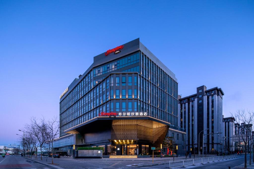 El edificio en el que está el hotel