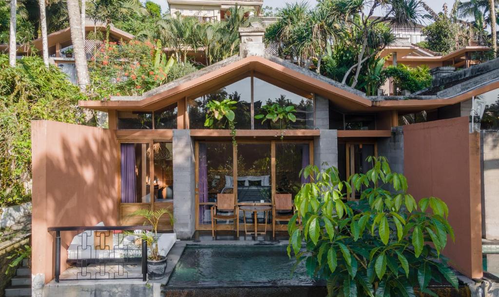 Amora Ubud Boutique Villas - 17