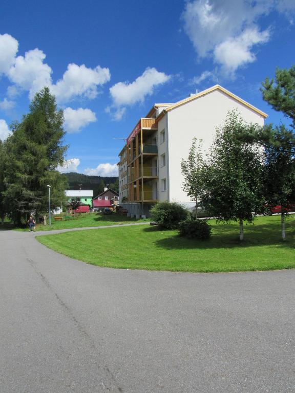 Budova, kde se apartmán nachází