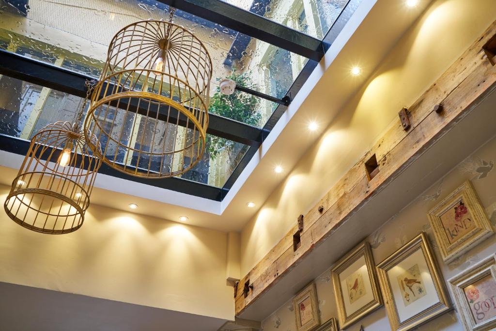 Hotel The Bird - Resim 12