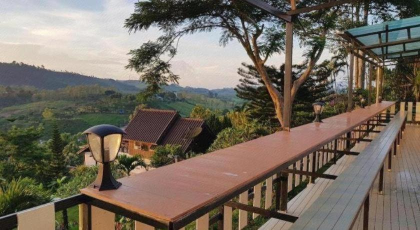 Příroda nedaleko rezortu