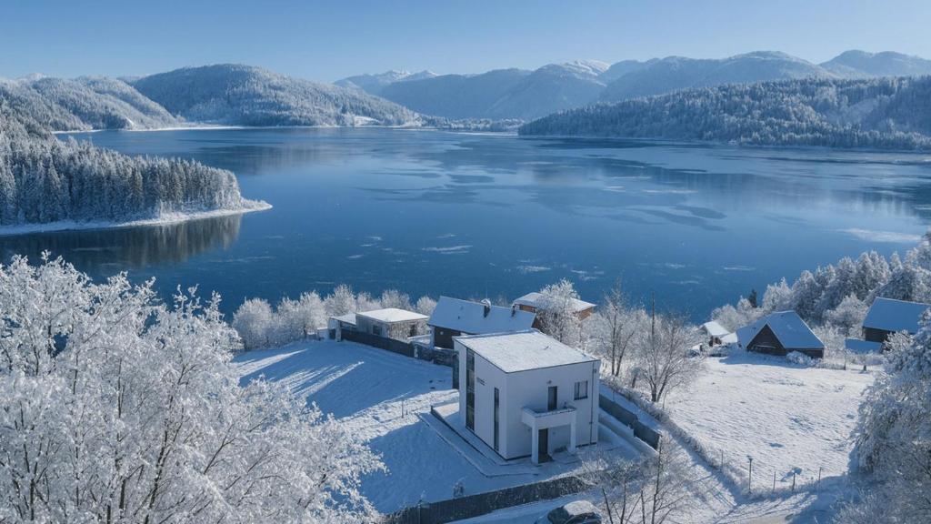 Naturlandskabet i nærheden af feriehuset