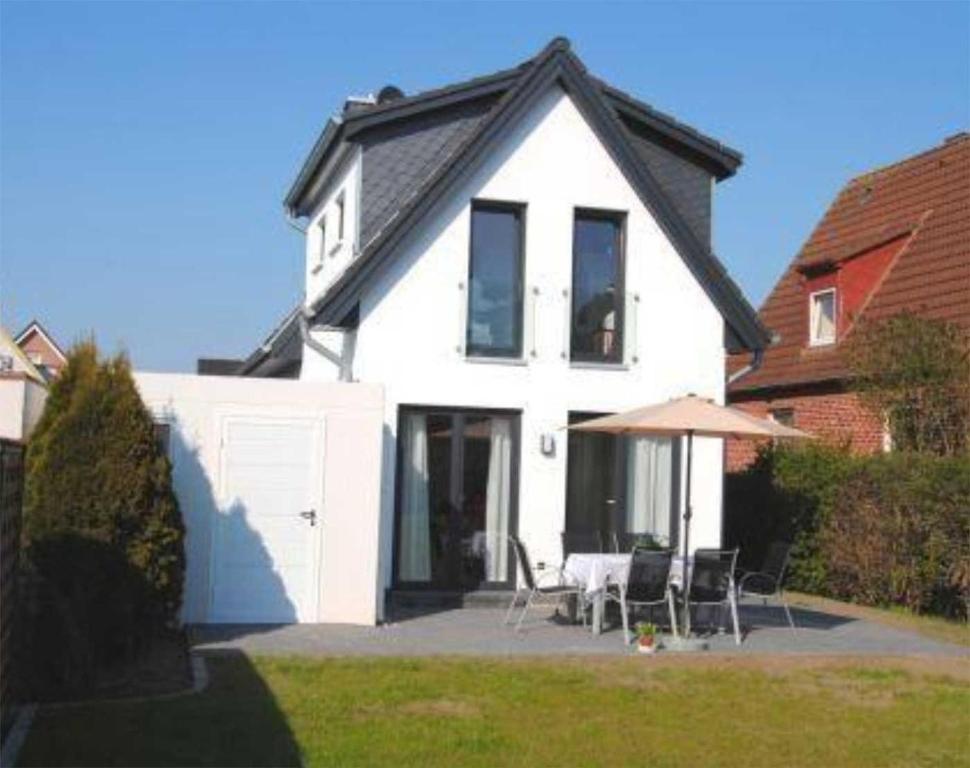 Το κτήριο όπου στεγάζεται  η παραθεριστική κατοικία