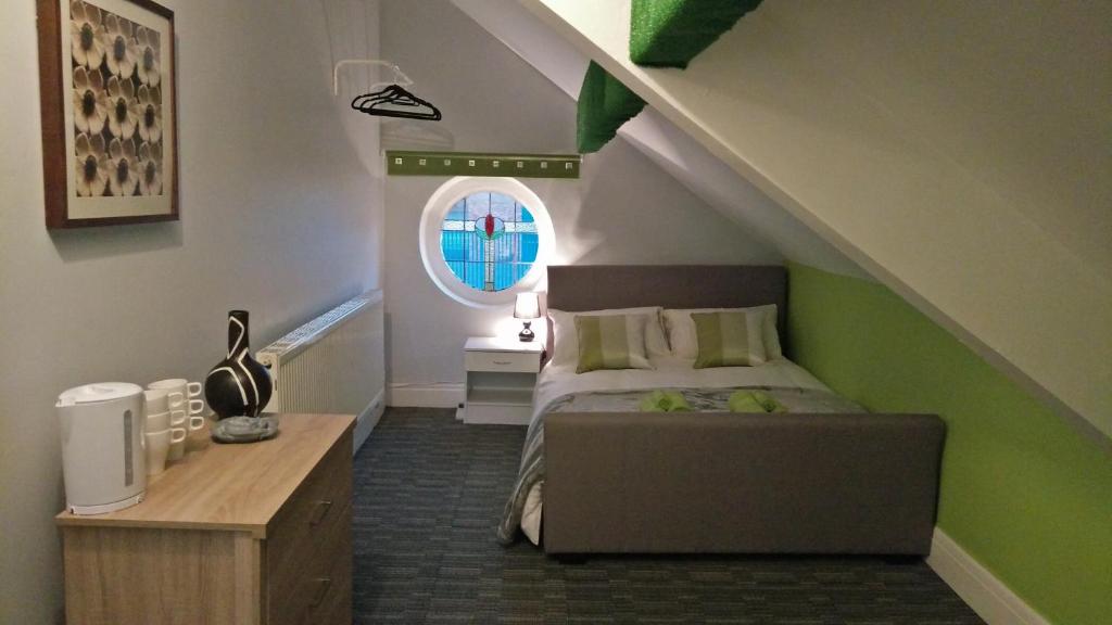 Old Trafford Guest House - Deluxe Familiekamer